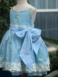 Blue Daisy